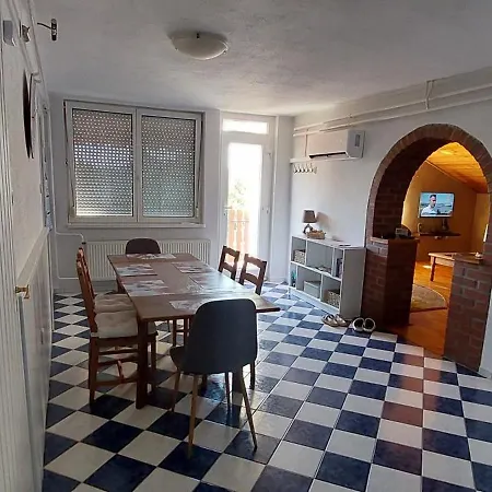 Melodias Vendeghaz * Gyenesdiás